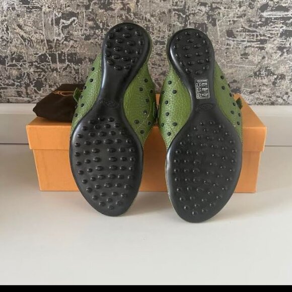 *NIB* TOD'S* ANTILLE GREEN LEATHER SLIP ON THONG SANDAL size 9 / 39 - Picture 5 of 6